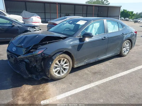 4T1DAACK7SU564379 2025 TOYOTA CAMRY - Image 2