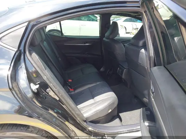 4T1DAACK7SU565256 2025 TOYOTA CAMRY - Image 8