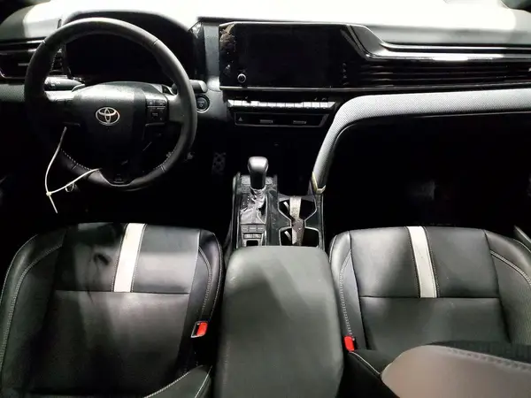 4T1DAACK7SU570859 2025 TOYOTA CAMRY - Image 8