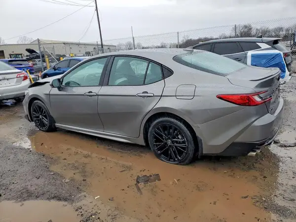 4T1DAACK7SU574975 2025 TOYOTA CAMRY - Image 2