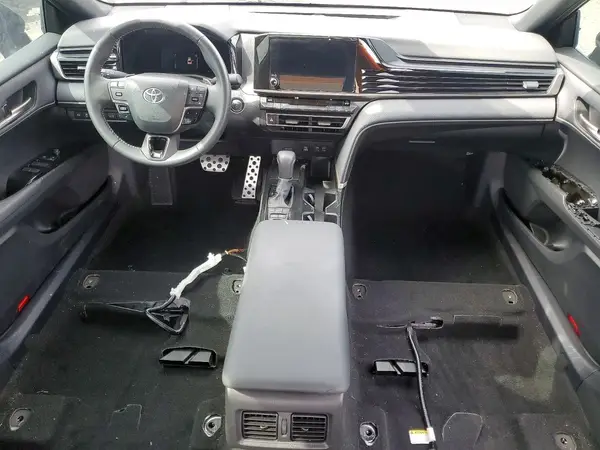 4T1DAACK7SU579173 2025 TOYOTA CAMRY - Image 8