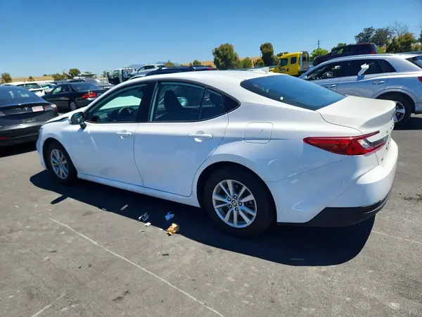 4T1DAACK7SU580954 2025 TOYOTA CAMRY - Image 2