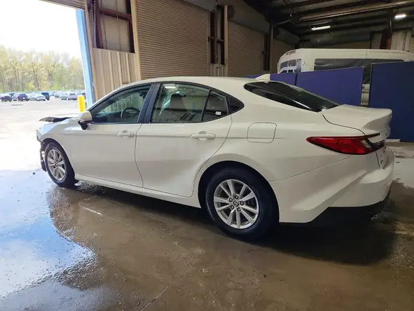 4T1DAACK7SU587449 2025 TOYOTA CAMRY - Image 2