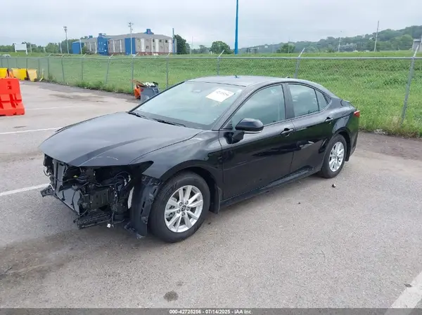 4T1DAACK7SU589797 2025 TOYOTA CAMRY - Image 2
