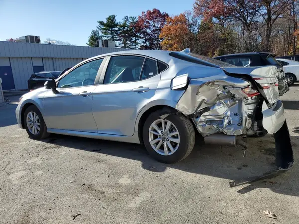 4T1DAACK7SU600118 2025 TOYOTA CAMRY - Image 2