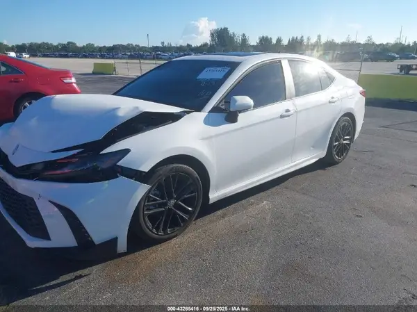 4T1DAACK7SU603231 2025 TOYOTA CAMRY - Image 2