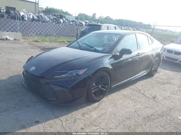 4T1DAACK7SU603293 2025 TOYOTA CAMRY - Image 2