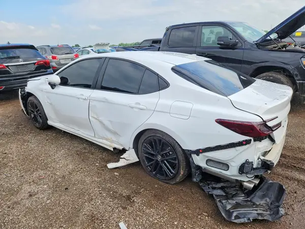 4T1DAACK7SU605268 2025 TOYOTA CAMRY - Image 2