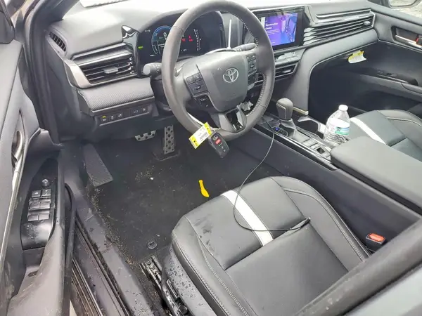 4T1DAACK7SU606193 2025 TOYOTA CAMRY - Image 8
