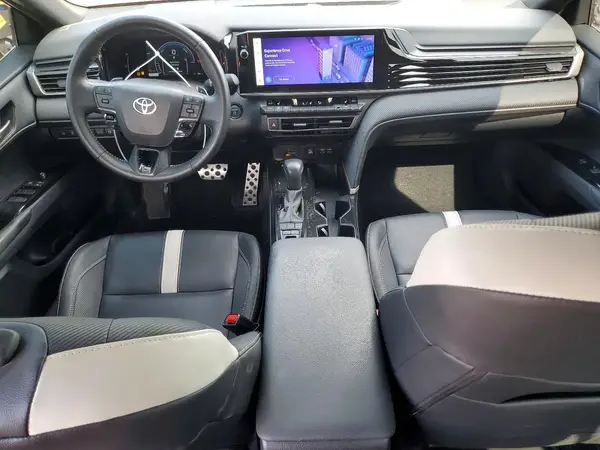 4T1DAACK7SU607084 2025 TOYOTA CAMRY - Image 8