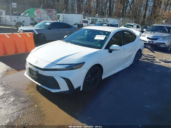 4T1DAACK7SU607618 2025 TOYOTA CAMRY - Image 2