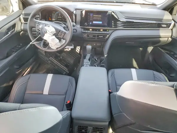 4T1DAACK7SU608669 2025 TOYOTA CAMRY - Image 8