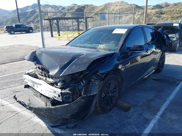 4T1DAACK7SU609174 2025 TOYOTA CAMRY - Image 2