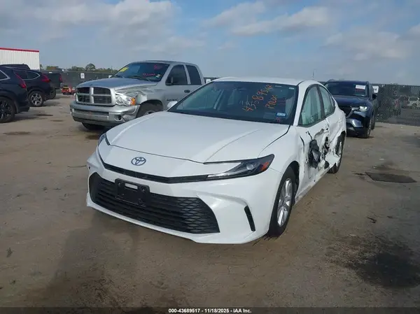 4T1DAACK7SU615153 2025 TOYOTA CAMRY - Image 2