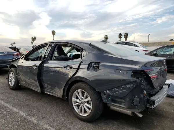 4T1DAACK7SU615170 2025 TOYOTA CAMRY - Image 2