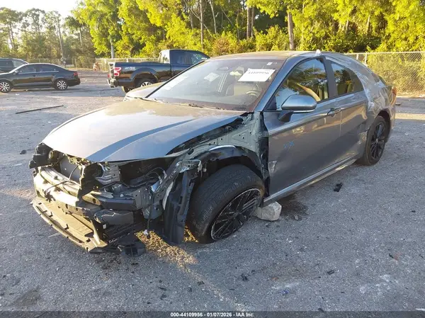4T1DAACK7SU615993 2025 TOYOTA CAMRY - Image 2