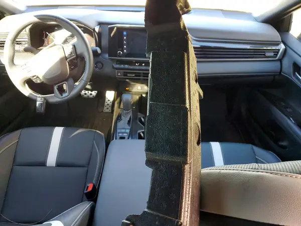 4T1DAACK7SU616724 2025 TOYOTA CAMRY - Image 8