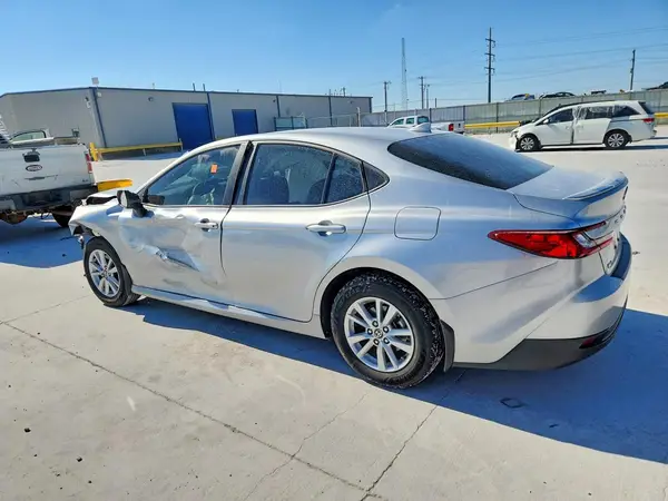 4T1DAACK7SU627285 2025 TOYOTA CAMRY - Image 2