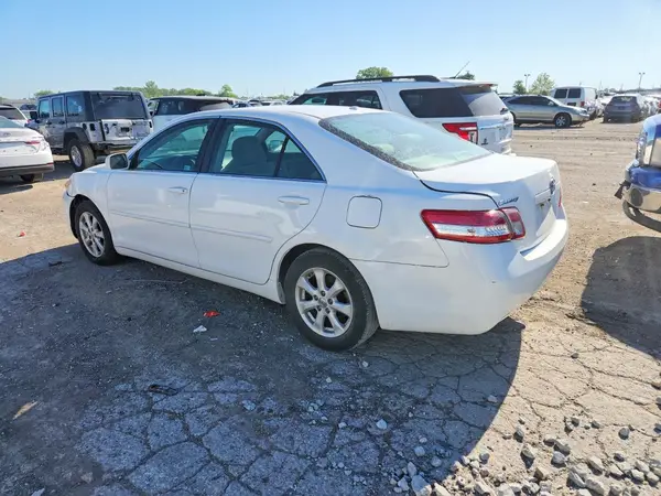 4T1DAACK7SU633703 2025 TOYOTA CAMRY - Image 2