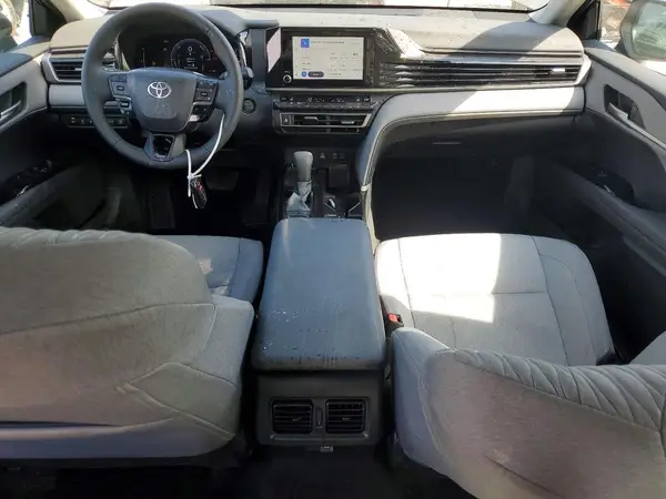 4T1DAACK7SU641932 2025 TOYOTA CAMRY - Image 8