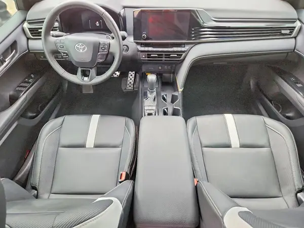 4T1DAACK7TU211884 2026 TOYOTA CAMRY - Image 8