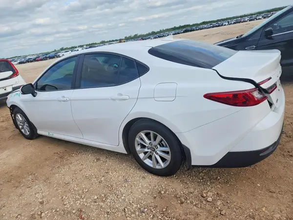 4T1DAACK7TU246117 2026 TOYOTA CAMRY - Image 2