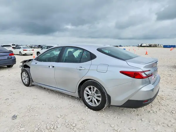 4T1DAACK7TU675421 2026 TOYOTA CAMRY - Image 2