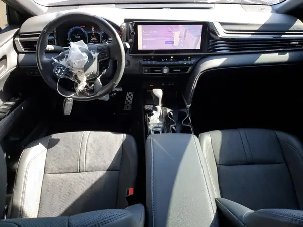 4T1DAACK8SU002121 2025 TOYOTA CAMRY - Image 8