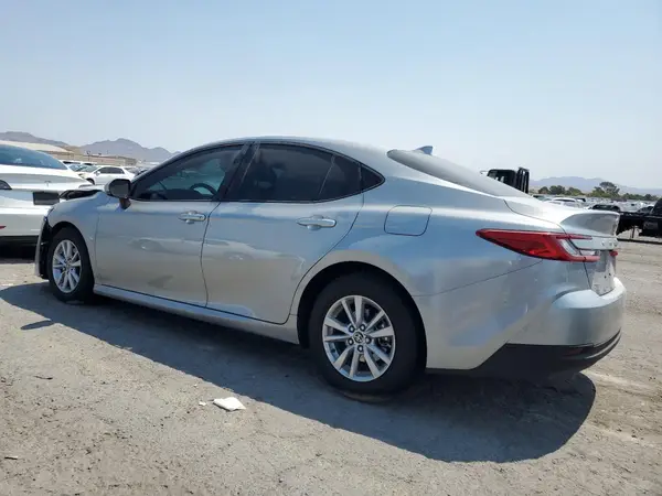 4T1DAACK8SU002622 2025 TOYOTA CAMRY - Image 2