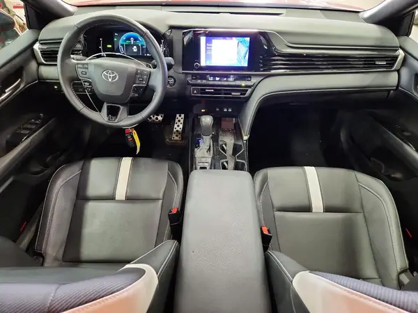 4T1DAACK8SU002913 2025 TOYOTA CAMRY - Image 8