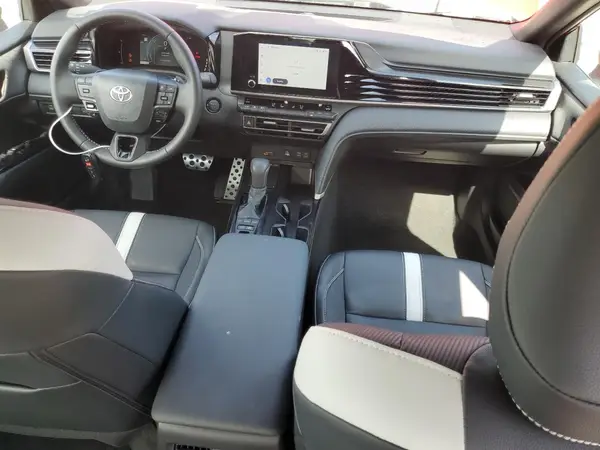4T1DAACK8SU004113 2025 TOYOTA CAMRY - Image 8
