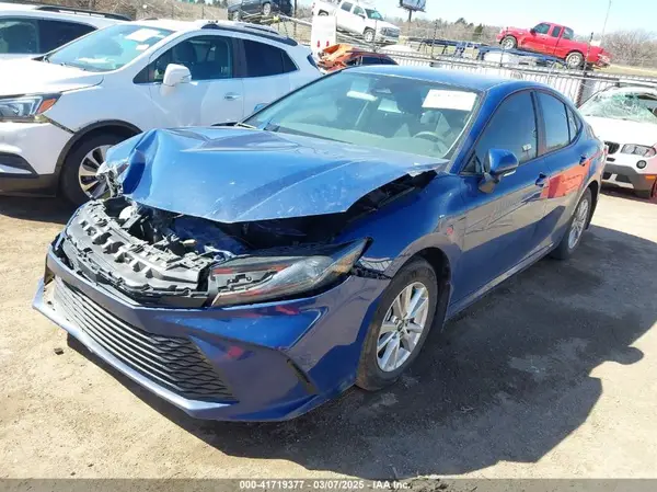 4T1DAACK8SU006184 2025 TOYOTA CAMRY - Image 2