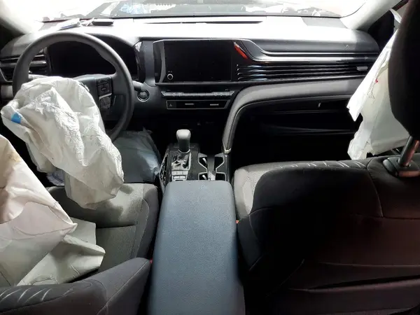 4T1DAACK8SU012504 2025 TOYOTA CAMRY - Image 8