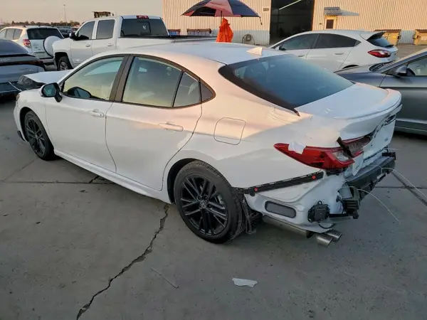 4T1DAACK8SU013443 2025 TOYOTA CAMRY - Image 2