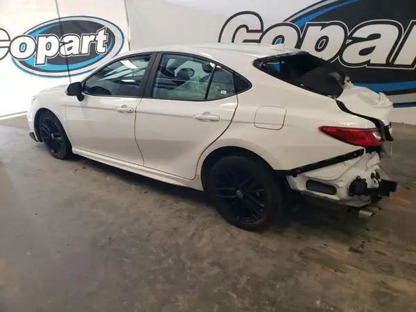4T1DAACK8SU013653 2025 TOYOTA CAMRY - Image 2