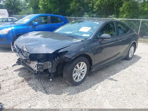 4T1DAACK8SU015581 2025 TOYOTA CAMRY - Image 2