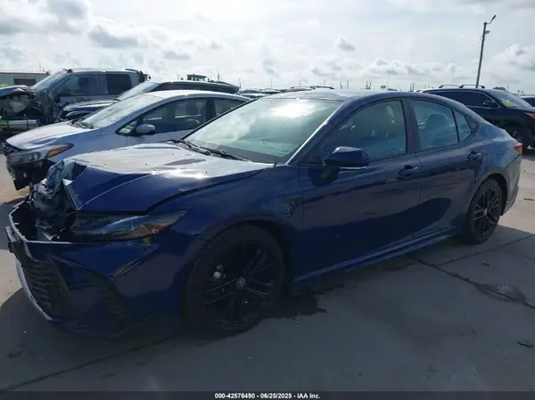 4T1DAACK8SU024989 2025 TOYOTA CAMRY - Image 2