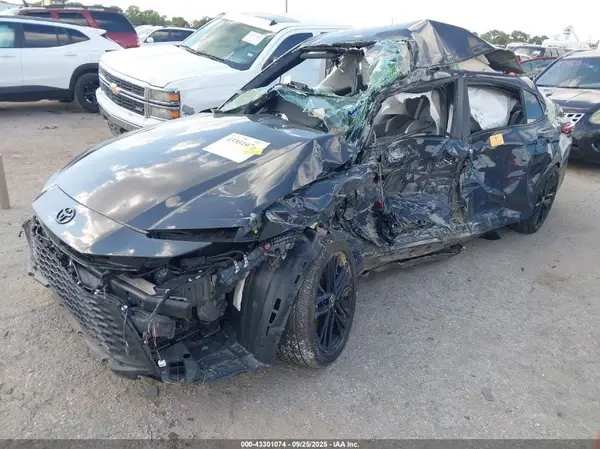 4T1DAACK8SU025303 2025 TOYOTA CAMRY - Image 2