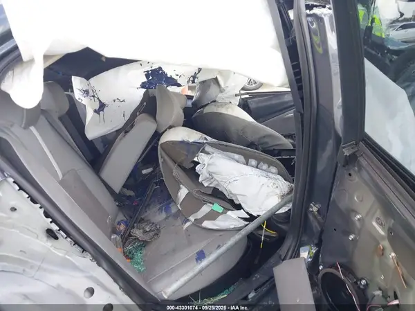 4T1DAACK8SU025303 2025 TOYOTA CAMRY - Image 8