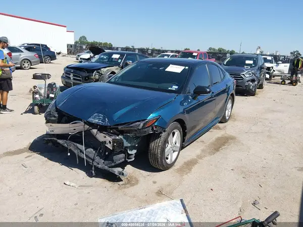 4T1DAACK8SU028394 2025 TOYOTA CAMRY - Image 2