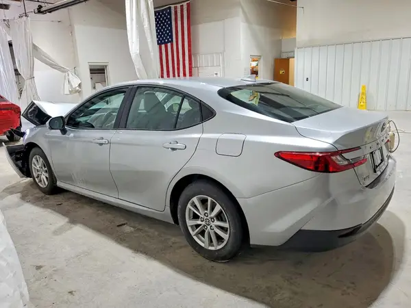 4T1DAACK8SU029951 2025 TOYOTA CAMRY - Image 2