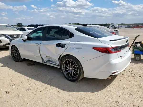 4T1DAACK8SU033207 2025 TOYOTA CAMRY - Image 2