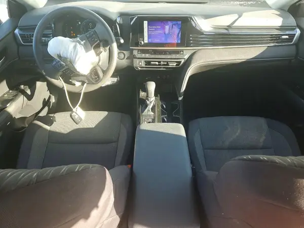 4T1DAACK8SU033546 2025 TOYOTA CAMRY - Image 8