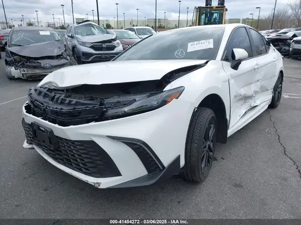 4T1DAACK8SU042036 2025 TOYOTA CAMRY - Image 2