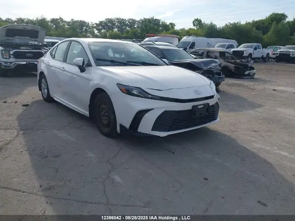 4T1DAACK8SU043235 2025 TOYOTA CAMRY - Image 1
