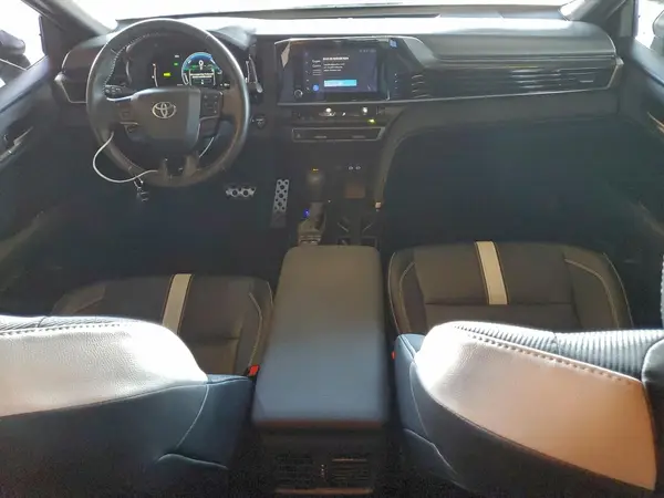4T1DAACK8SU046264 2025 TOYOTA CAMRY - Image 8
