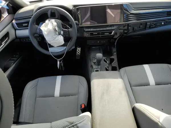 4T1DAACK8SU056499 2025 TOYOTA CAMRY - Image 8