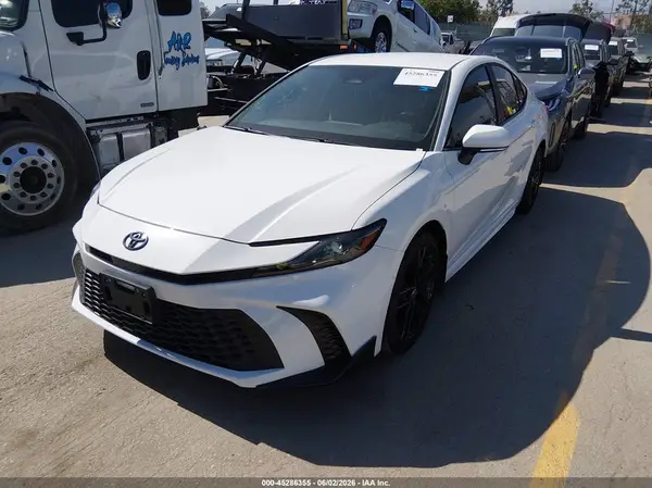 4T1DAACK8SU063355 2025 TOYOTA CAMRY - Image 2