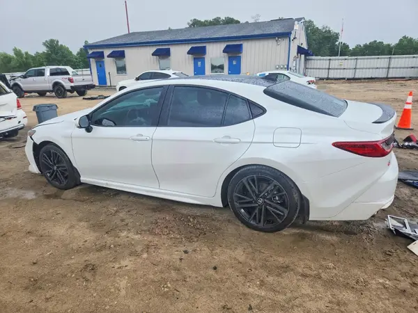 4T1DAACK8SU064215 2025 TOYOTA CAMRY - Image 2