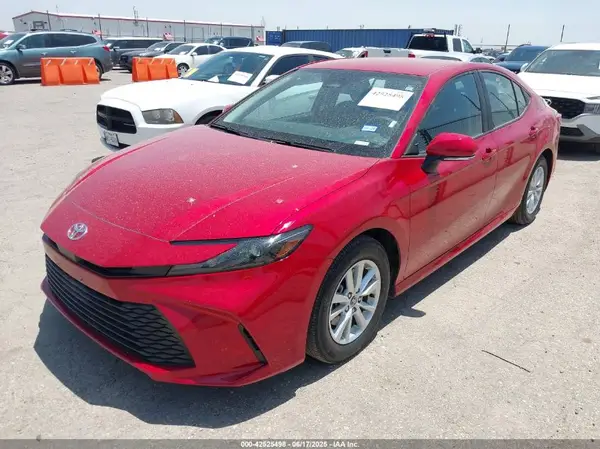 4T1DAACK8SU069138 2025 TOYOTA CAMRY - Image 2